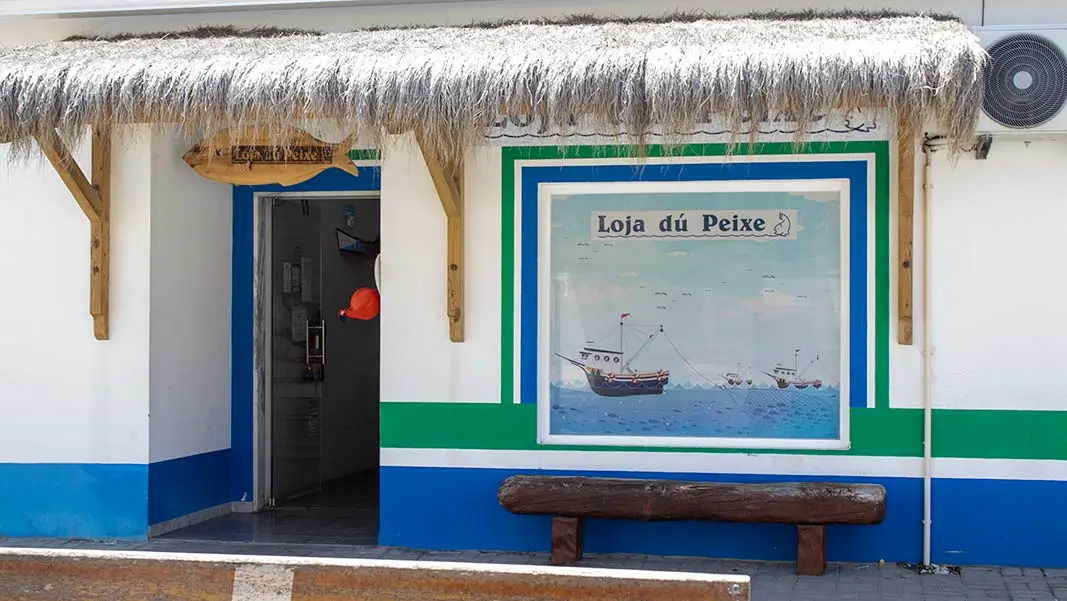 Fish shop in Carvalhal